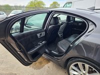 USED 2015 15 JAGUAR XF 2.2 D R-SPORT 4d 200 BHP Lovely condition