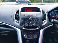 USED 2015 15 VAUXHALL ZAFIRA TOURER 1.8 EXCLUSIV 5d 138 BHP 