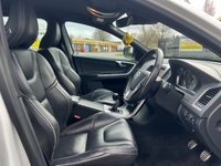 USED 2017 17 VOLVO XC60 2.4 D4 R-DESIGN LUX NAV AWD 5d 187 BHP 