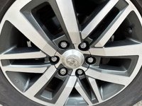USED 2018 68 TOYOTA HI-LUX 2.4 INVINCIBLE 4WD D-4D DCB 4d 147 BHP 