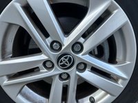 USED 2022 22 TOYOTA COROLLA 1.8 ICON TECH 5d 121 BHP 