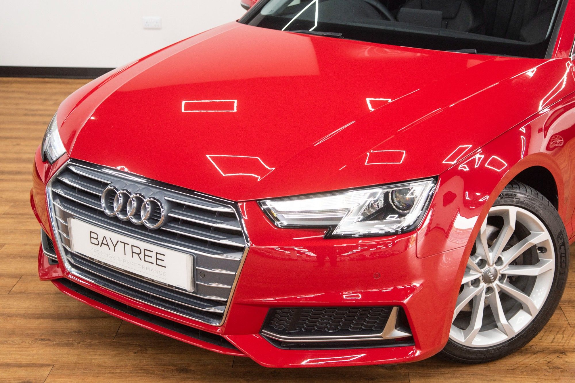 USED 2019 19 AUDI A4 2.0 AVANT TFSI SPORT MHEV 