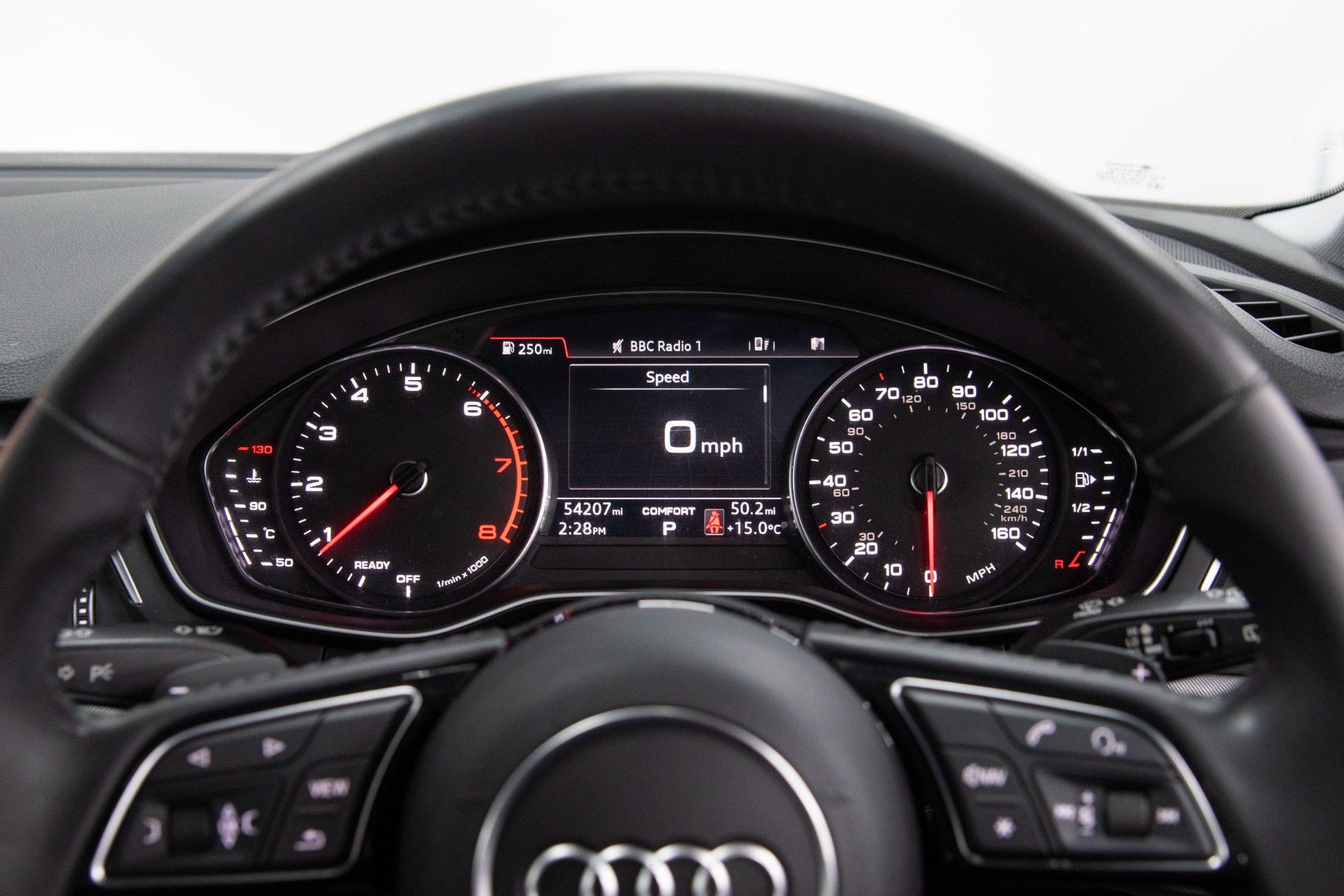 USED 2019 19 AUDI A4 2.0 AVANT TFSI SPORT MHEV 