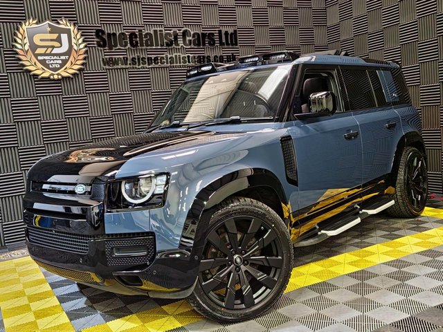 2021 21 Land Rover Defender 3.0 CORE MHEV 5d 198 BHP