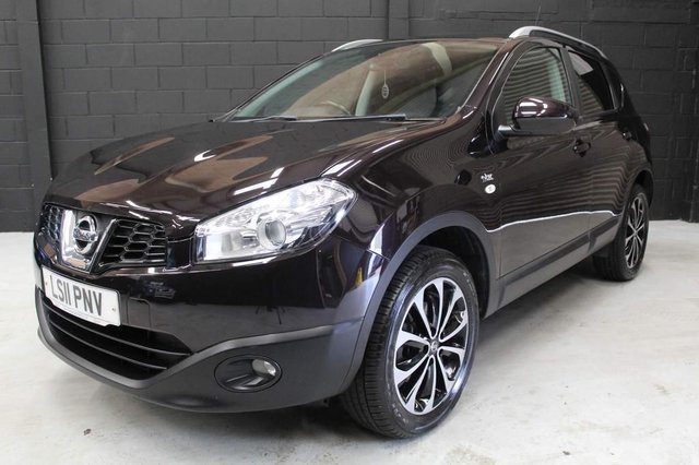 View our NISSAN QASHQAI