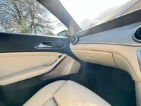 USED 2016 66 MERCEDES-BENZ GLA-CLASS 2.1L GLA 200 D SPORT PREMIUM PLUS 5d 134 BHP 
