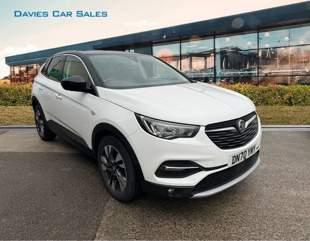 View our Vauxhall Grandland X 1.5 SRI NAV 5d 129 BHP