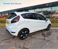 USED 2016 66 FORD FIESTA 1.0 ZETEC WHITE EDITION AUTUMN 5d 99 BHP 