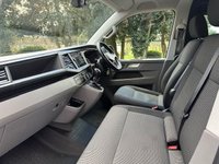 USED 2021 21 VOLKSWAGEN TRANSPORTER 2.0 T30 TDI KOMBI HIGHLINE 148 BHP Buy Online. Nationwide Delivery No VAT NO VAT