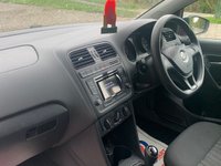USED 2015 65 VOLKSWAGEN POLO 1.0 S 3d 60 BHP IDEAL 1ST CAR / LEARNER CAR - 2015/65reg VW POLO 1.0 'S' 3DR - 3 FORMER KEEPERS - HPI CLEAR - LOW INSURANCE GROUP - CO/2 EMISSIONS ONLY 106 G/KM = &pound;20 ROAD TAX - FREE 12 MTHS WARRANTY / BREAKDOWN - 12 MONTHS FULL MOT