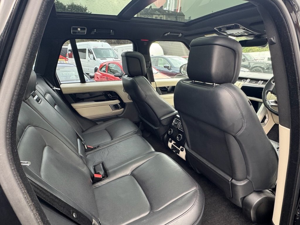 USED 2018 G LAND ROVER RANGE ROVER 3.0 TDV6 VOGUE SE 5d 255 BHP MERIDIAN/PANO ROOF/22" ALLOYS