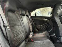 USED 2017 17 MERCEDES-BENZ A-CLASS 2.1 A 200 D AMG LINE PREMIUM 5d 134 BHP 