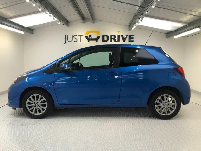 2016 Toyota Yaris 1L Vvt-I Icon 3dr - Photo 3