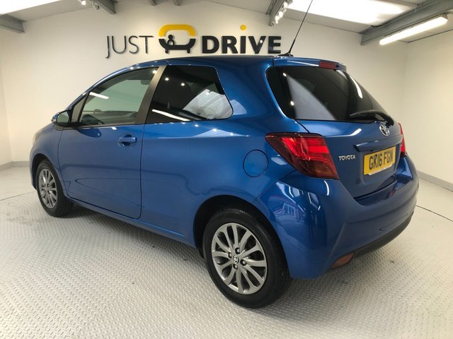 2016 Toyota Yaris 1L Vvt-I Icon 3dr - Photo 4