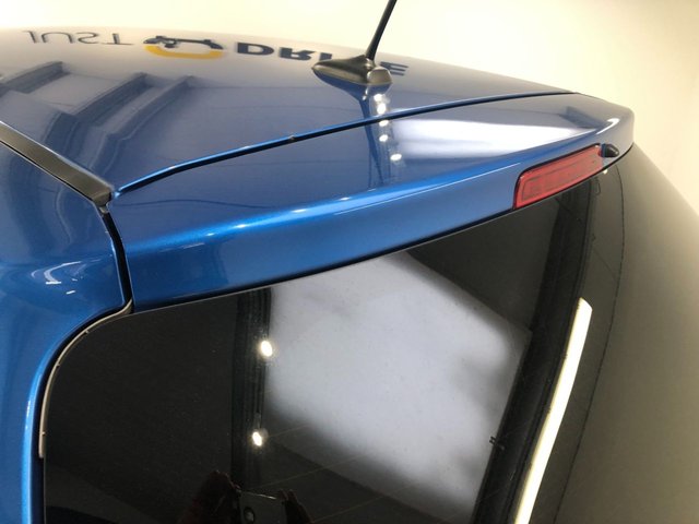 2016 Toyota Yaris 1L Vvt-I Icon 3dr - Photo 11