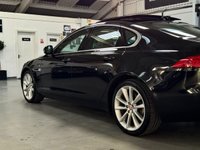 USED 2016 16 JAGUAR XF 2.0 PORTFOLIO 4d AUTO 177 BHP &pound;6,000 UPGRADES+PAN ROOF+19"s