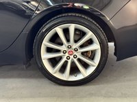 USED 2016 16 JAGUAR XF 2.0 PORTFOLIO 4d AUTO 177 BHP &pound;6,000 UPGRADES+PAN ROOF+19"s