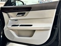 USED 2016 16 JAGUAR XF 2.0 PORTFOLIO 4d AUTO 177 BHP &pound;6,000 UPGRADES+PAN ROOF+19"s