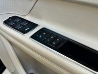 USED 2016 16 JAGUAR XF 2.0 PORTFOLIO 4d AUTO 177 BHP &pound;6,000 UPGRADES+PAN ROOF+19"s