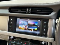 USED 2016 16 JAGUAR XF 2.0 PORTFOLIO 4d AUTO 177 BHP &pound;6,000 UPGRADES+PAN ROOF+19"s