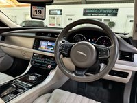 USED 2016 16 JAGUAR XF 2.0 PORTFOLIO 4d AUTO 177 BHP &pound;6,000 UPGRADES+PAN ROOF+19"s