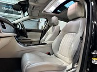 USED 2016 16 JAGUAR XF 2.0 PORTFOLIO 4d AUTO 177 BHP &pound;6,000 UPGRADES+PAN ROOF+19"s