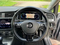 USED 2019 69 VOLKSWAGEN GOLF E-GOLF 5d 135 BHP 