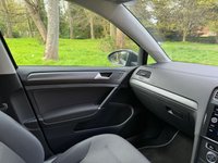 USED 2019 69 VOLKSWAGEN GOLF E-GOLF 5d 135 BHP 