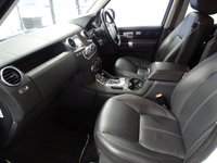 USED 2016 66 LAND ROVER DISCOVERY 3.0 SDV6 LANDMARK 5d 255 BHP SAT NAV LEATHER CRUISE CAMERA TOWBAR