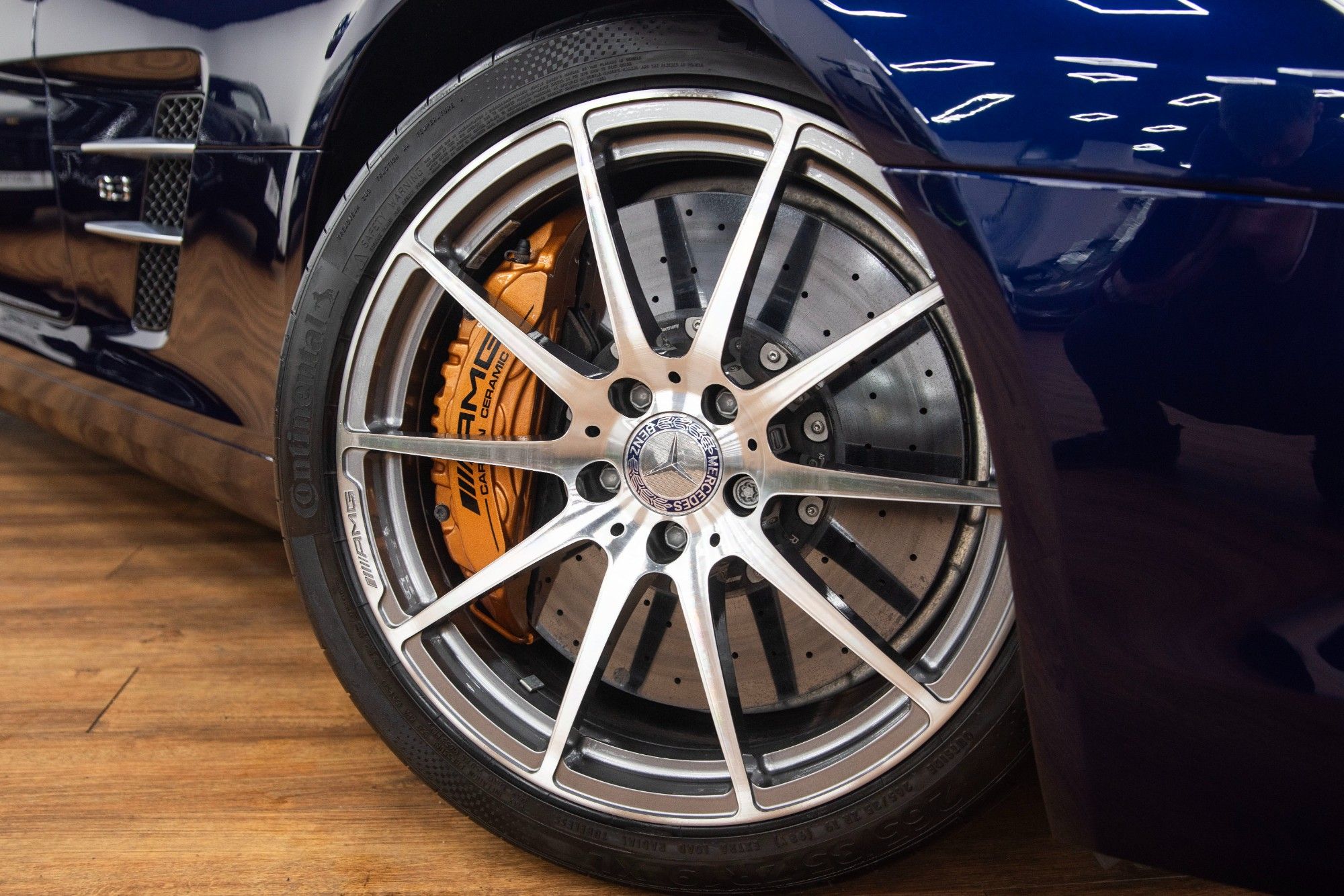 USED 2011 60 MERCEDES-BENZ SLS 6.2 SLS AMG 