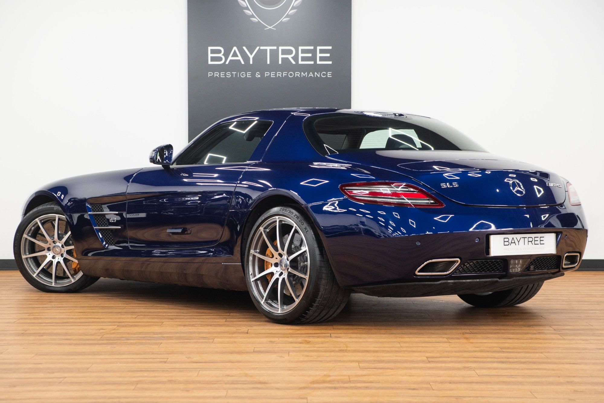 USED 2011 60 MERCEDES-BENZ SLS 6.2 SLS AMG 
