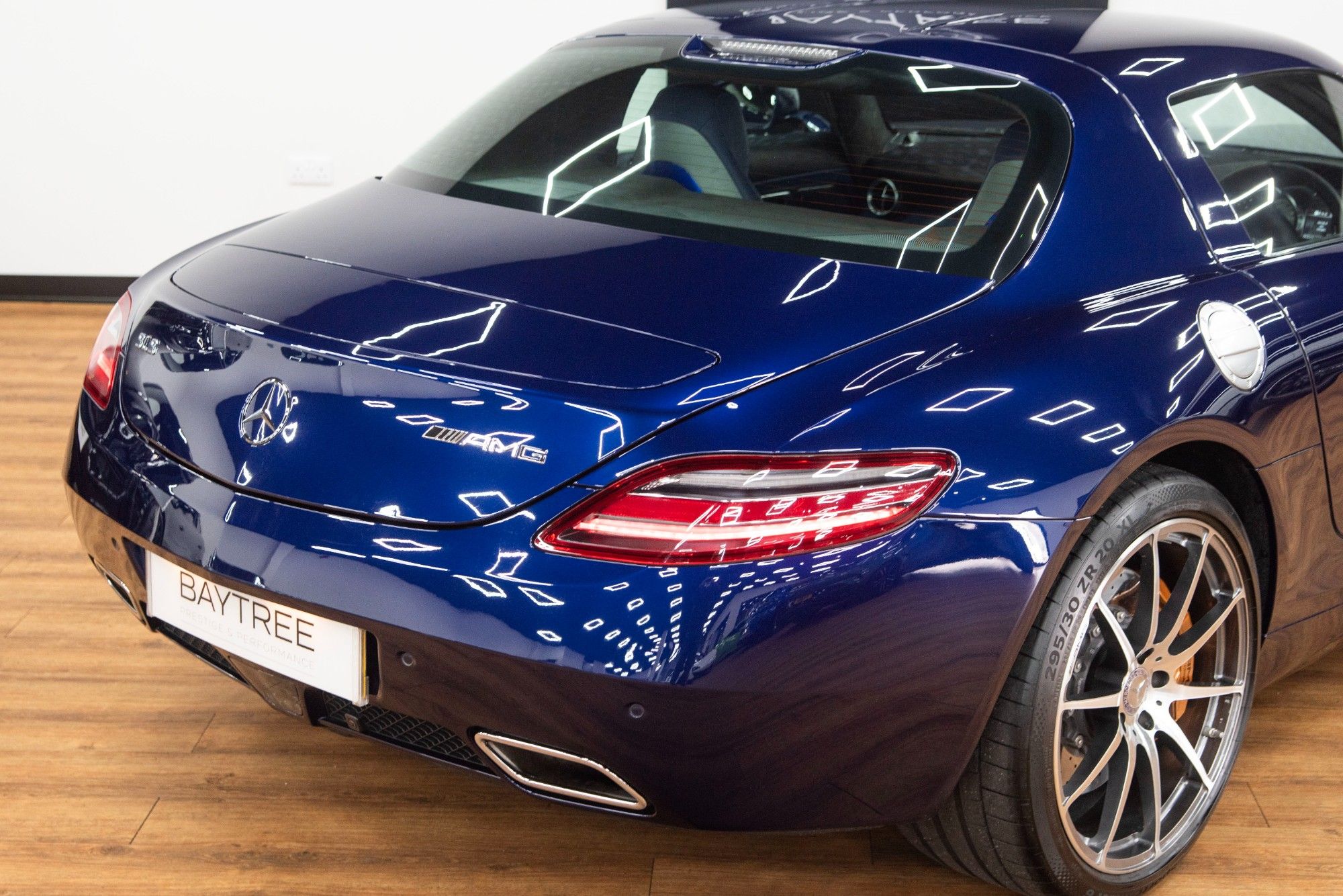 USED 2011 60 MERCEDES-BENZ SLS 6.2 SLS AMG 