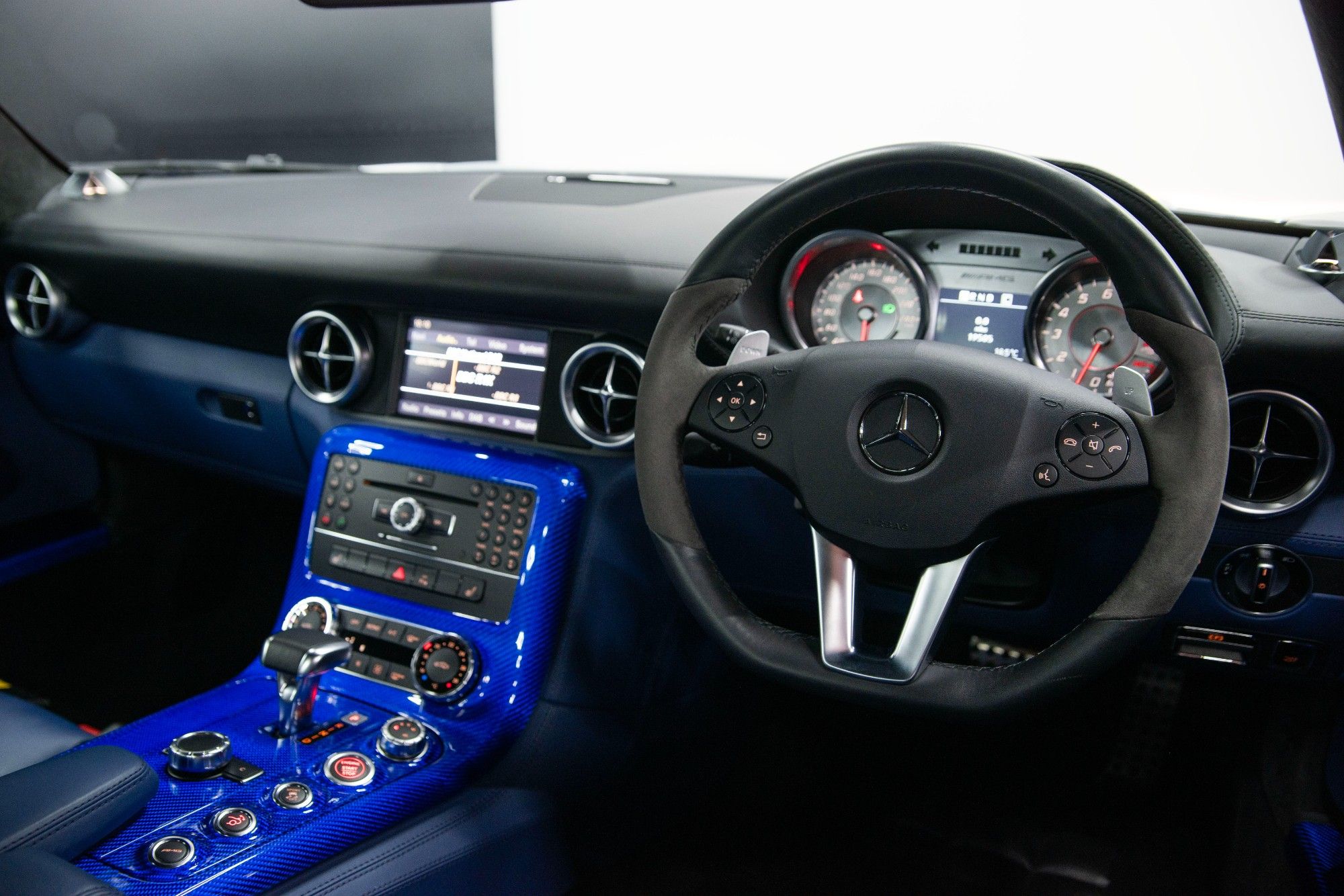 USED 2011 60 MERCEDES-BENZ SLS 6.2 SLS AMG 