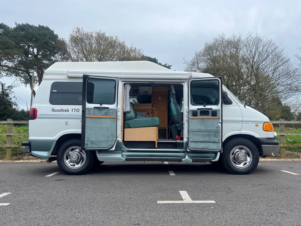 USED 2002 02 DODGE ROADTREK RAM 2500 // 5200cc // Camper Van // Px swap  