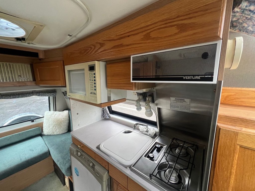USED 2002 02 DODGE ROADTREK RAM 2500 // 5200cc // Camper Van // Px swap  