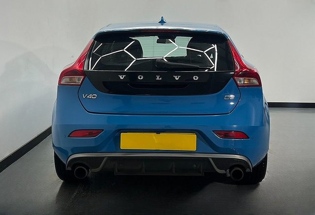 2014 VOLVO V40 - Photo 5