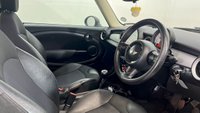 USED 2014 14 MINI CLUBMAN 1.6 COOPER D 5d 112 BHP 