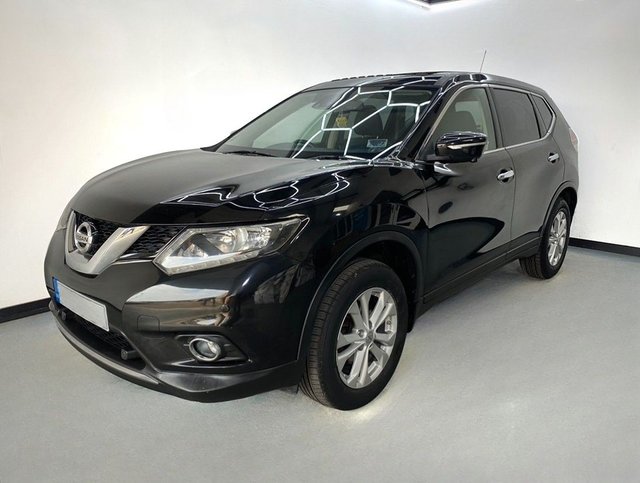 2015 NISSAN X-TRAIL
