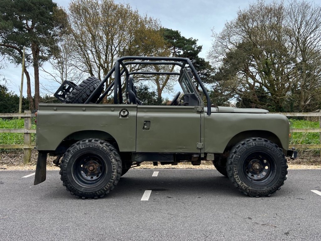 USED 1974 LAND ROVER SERIES 111 V8 3500cc // 4x4 Truck // px swap  