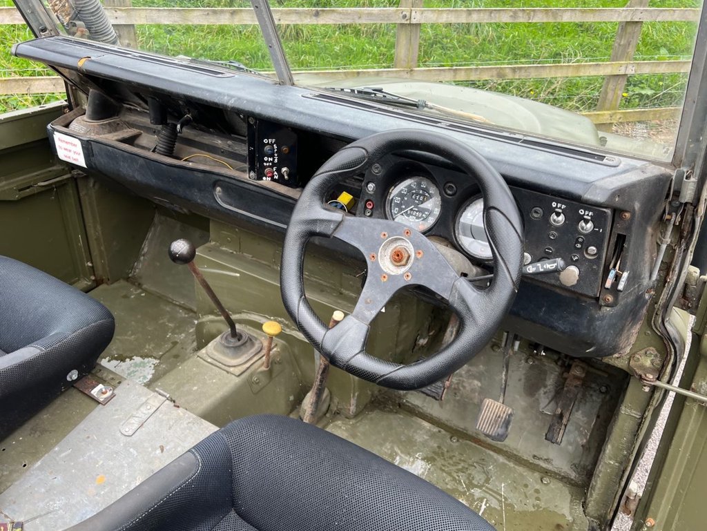 USED 1974 LAND ROVER SERIES 111 V8 3500cc // 4x4 Truck // px swap  