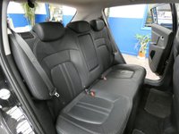 USED 2013 13 KIA SPORTAGE 2.0 CRDI KX-3 SAT NAV 5d 134 BHP SAT NAV PANORAMIC SUNROOF LEATHER HEATED SEATS PARKING SENSORS ONLY ONE OWNER FROM NEW SERVICE HISTORY