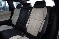USED 2016 66 LAND ROVER RANGE ROVER SPORT 3.0 SDV6 AUTOBIOGRAPHY DYNAMIC 5d 306 BHP Stunning interior with the tilt and slide glass sunroof, reversing camera. Well worth a look.