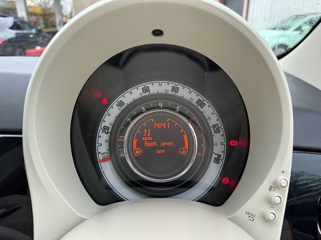 2016 FIAT 500 - Photo 9