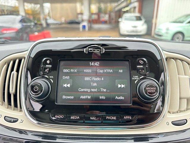 2016 FIAT 500 - Photo 12