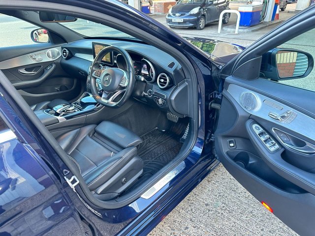 2016 Mercedes-Benz C-CLASS - Photo 10