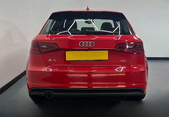 2014 AUDI A3 - Photo 5