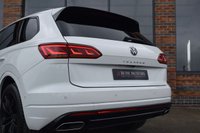 USED 2021 03 VOLKSWAGEN TOUAREG 3.0 V6 BLACK EDITION TDI 5d 228 BHP HEADS UP / DYNAUDIO / 1 OWNER