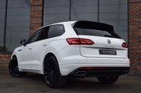 USED 2021 03 VOLKSWAGEN TOUAREG 3.0 V6 BLACK EDITION TDI 5d 228 BHP HEADS UP / DYNAUDIO / 1 OWNER