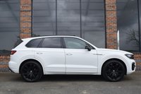 USED 2021 03 VOLKSWAGEN TOUAREG 3.0 V6 BLACK EDITION TDI 5d 228 BHP HEADS UP / DYNAUDIO / 1 OWNER