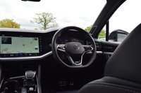 USED 2021 03 VOLKSWAGEN TOUAREG 3.0 V6 BLACK EDITION TDI 5d 228 BHP HEADS UP / DYNAUDIO / 1 OWNER